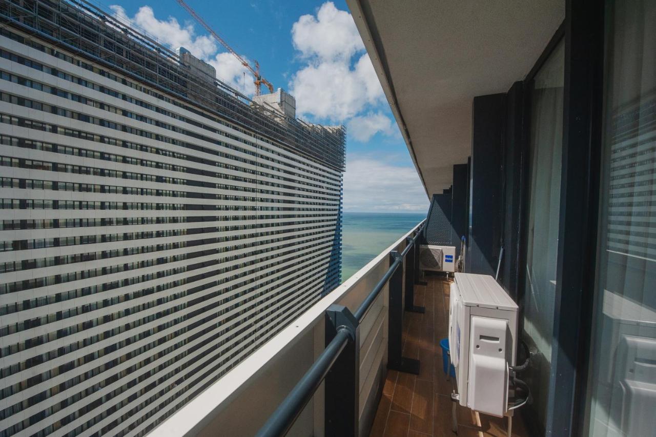 Orbi City Towers Batumi Esterno foto