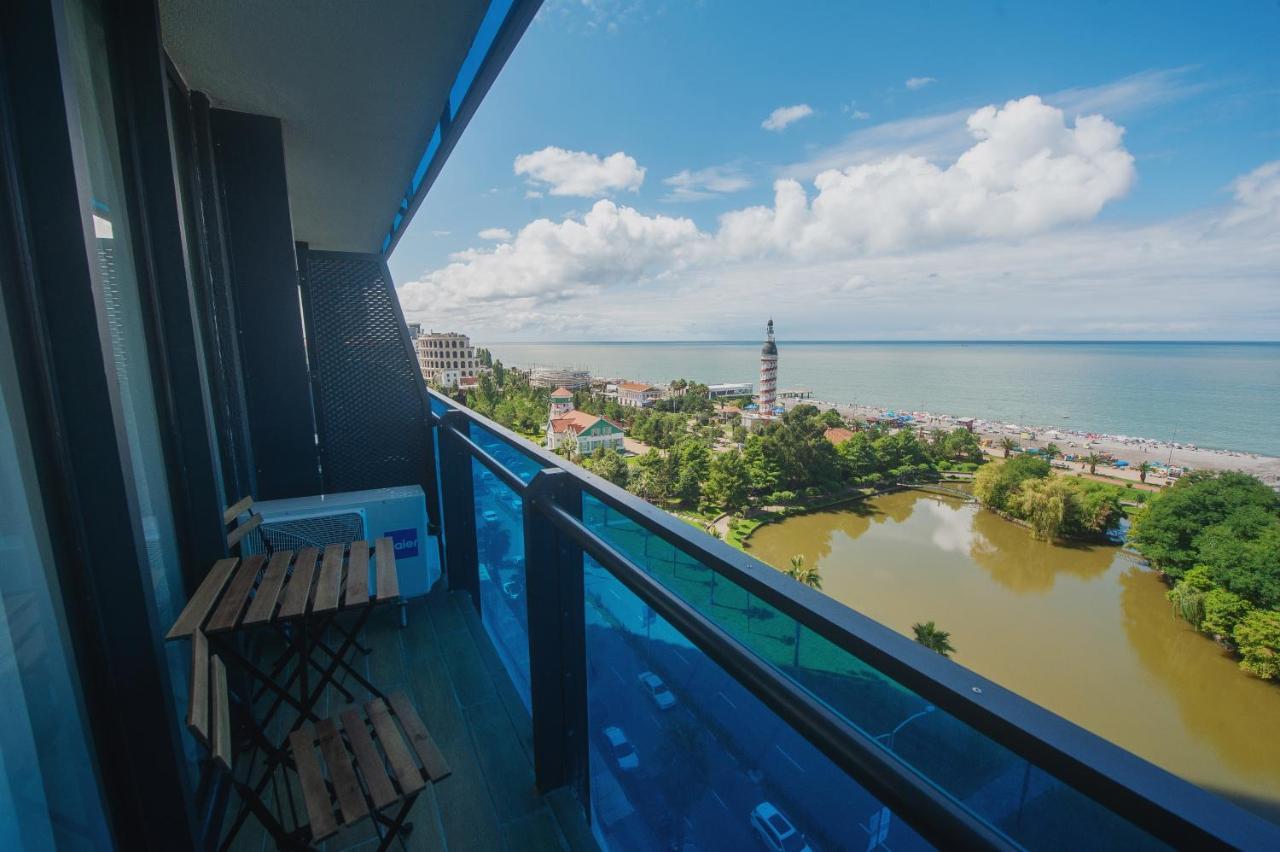 Orbi City Towers Batumi Esterno foto