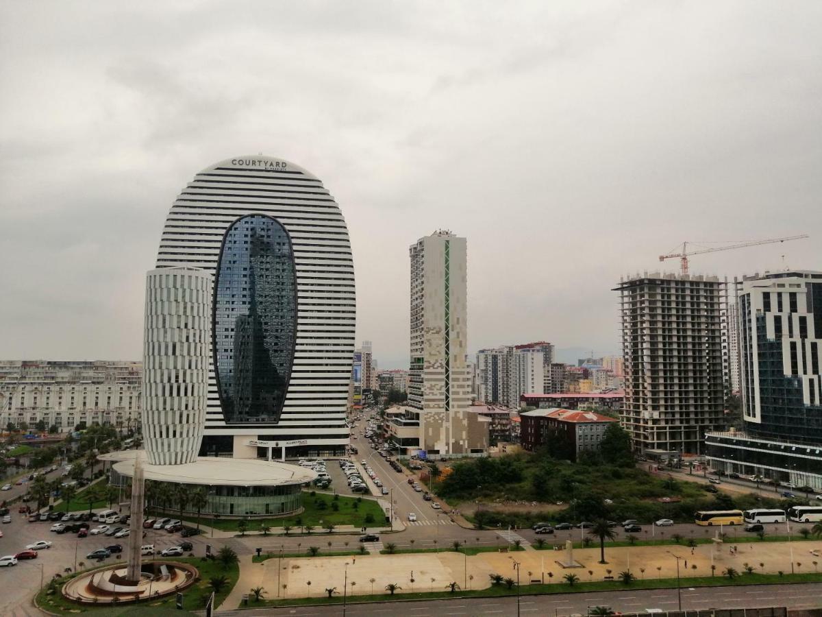 Orbi City Towers Batumi Esterno foto