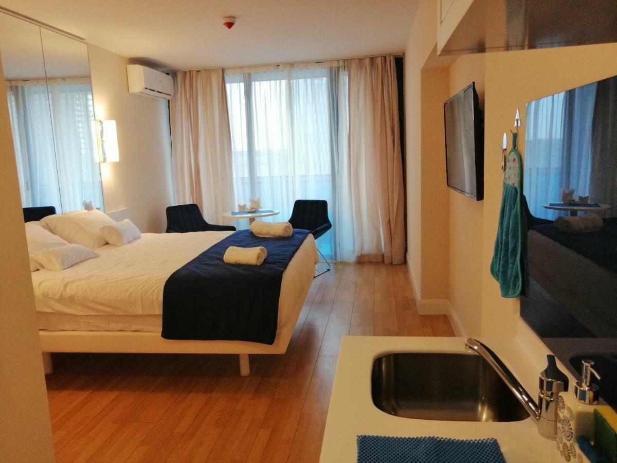 Orbi City Towers Batumi Esterno foto