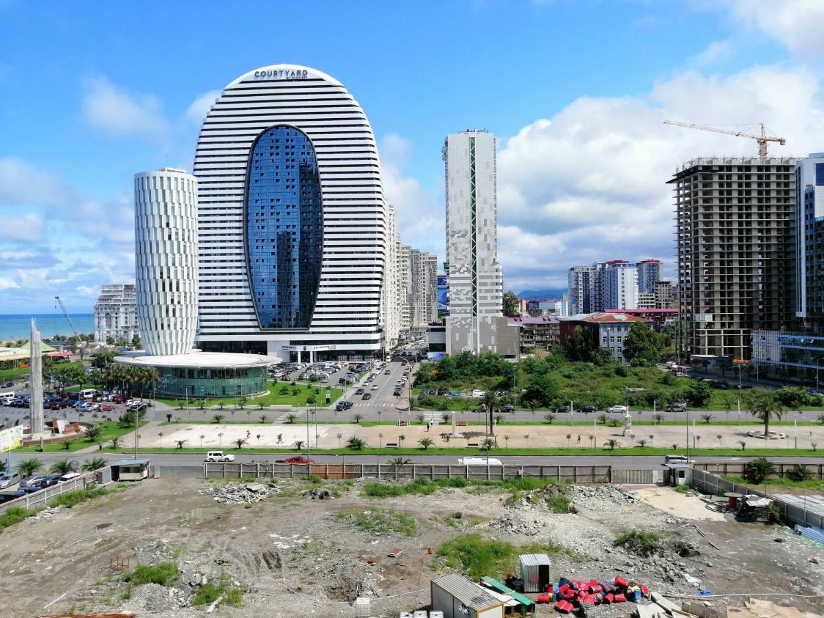 Orbi City Towers Batumi Esterno foto
