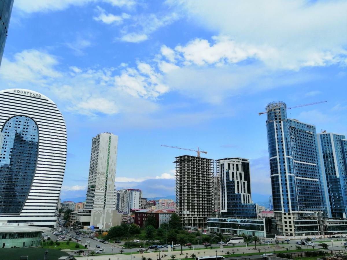 Orbi City Towers Batumi Esterno foto